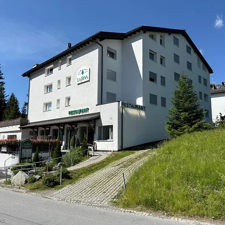 La Riva 401 For 2 People And A Dog